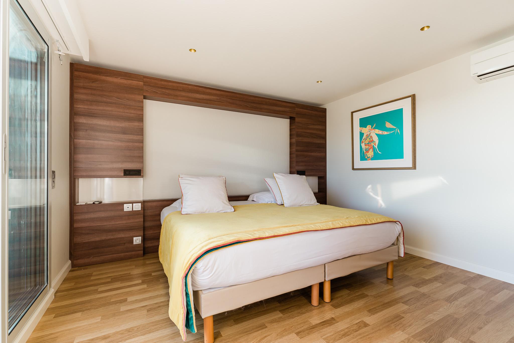 Hotel Helios جوان ليه باه المظهر الخارجي الصورة